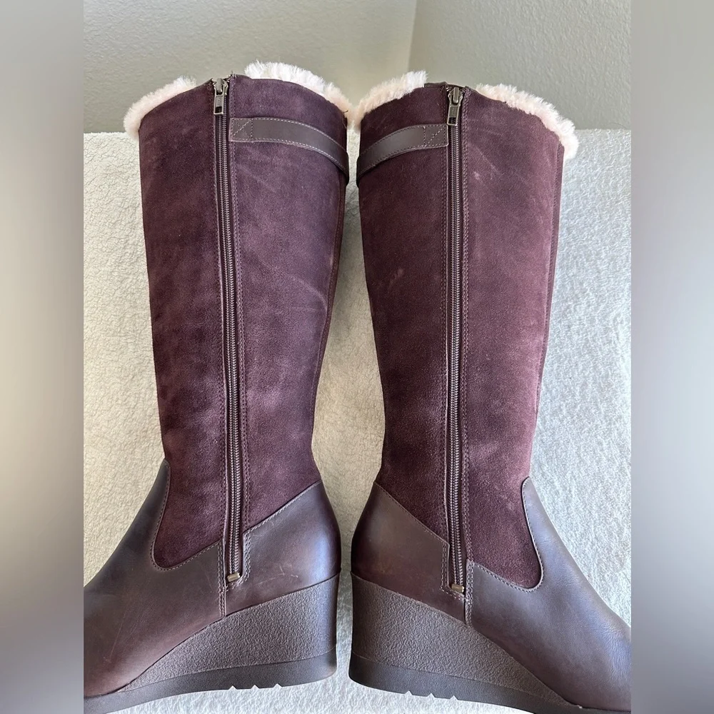 UGG wedge boots Mischa Waterproof Boot size 8 burgundy‎ NWOT